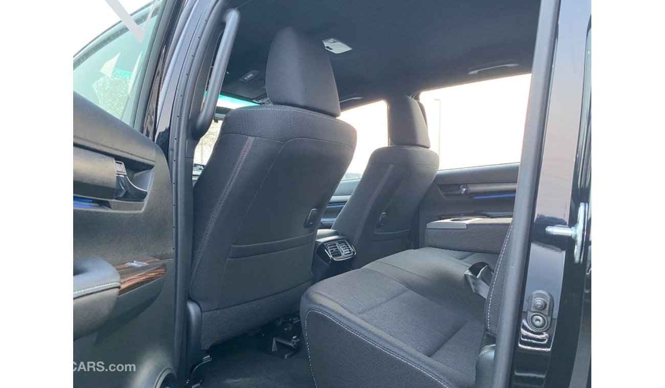 تويوتا هيلوكس 4.0 TRD Full Option