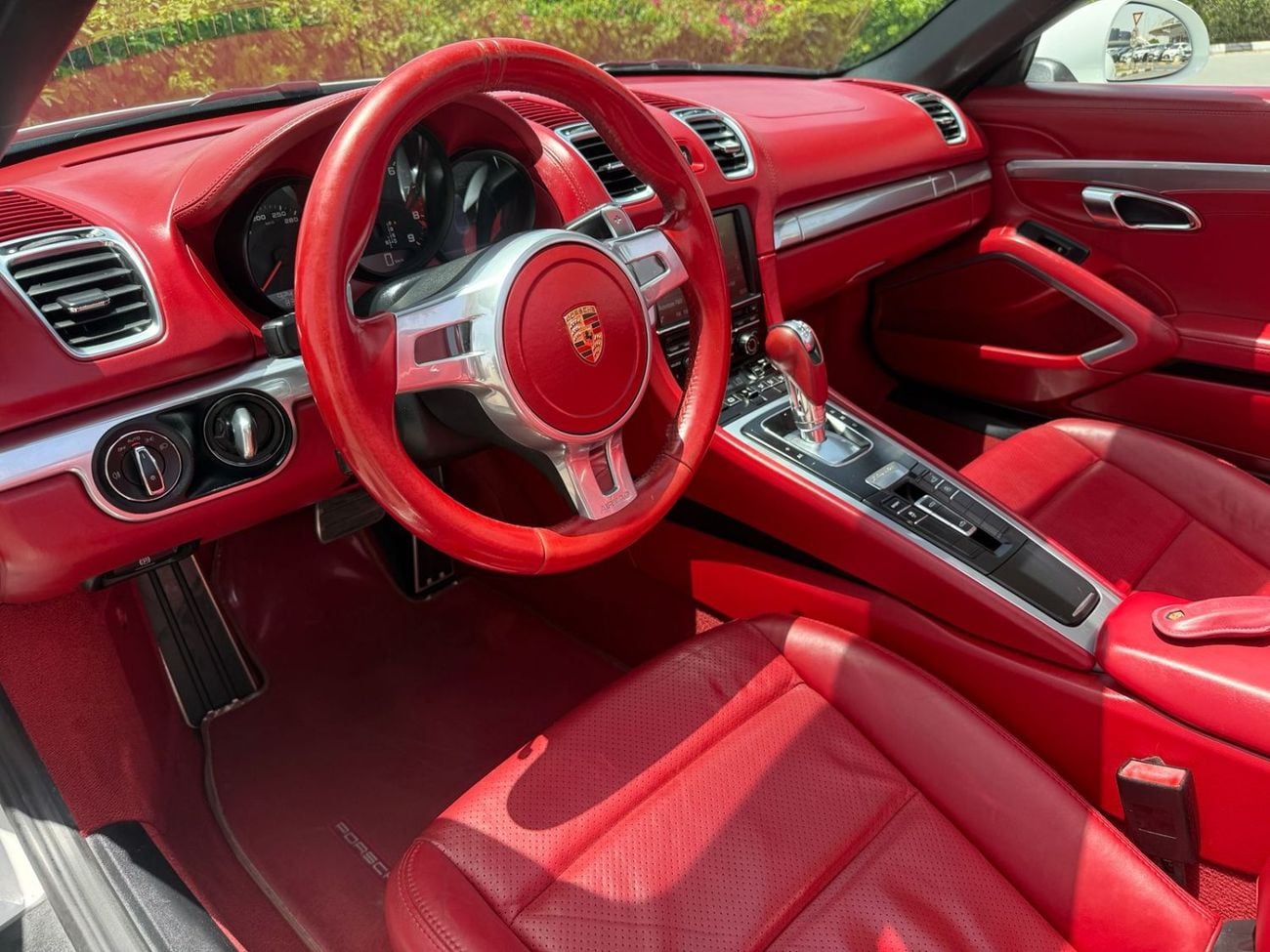 Porsche 718 Boxster PORSCHE POXTER 2016 GCC ONLY 92000 KM LIKE NEW FIRST OWNER ORIGINAL PAINT FULL SERVICE HISTORY