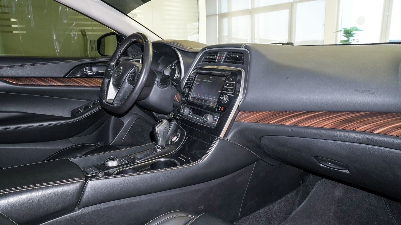 Nissan Maxima SV 3.5L