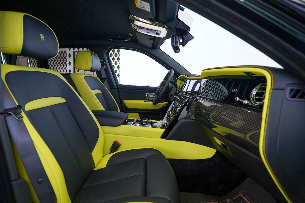 Rolls-Royce Cullinan BLACK BADGE