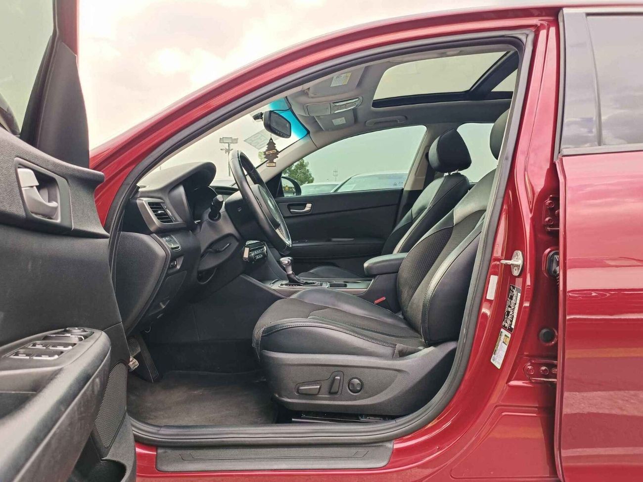 Kia Optima / PANORAMIC LIMITED / FULL OPTION /LOT#41058