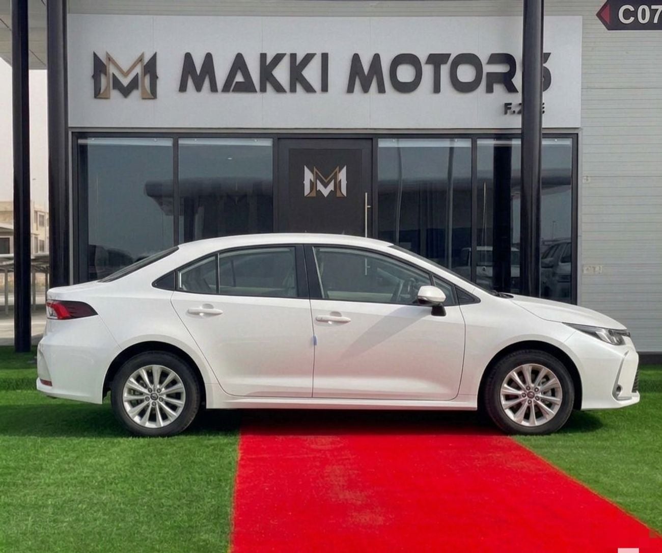 تويوتا كورولا XLI 2.0L STD FWD