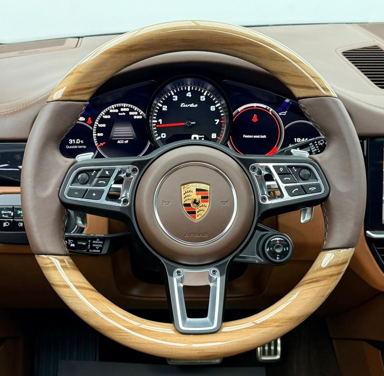 بورش كايان 2019 Porsche Cayenne Turbo, Warranty, Full Porsche Service History, Very Low Km, Fully Loaded, GCC
