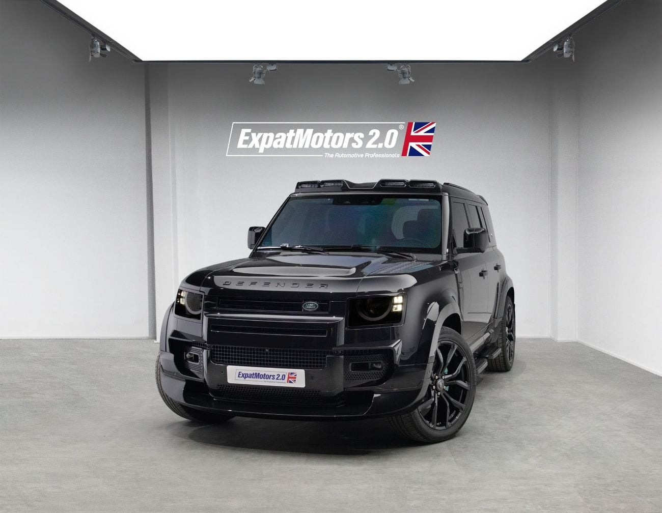 Land Rover Defender P300 110 S 2.0L (5 Seater)