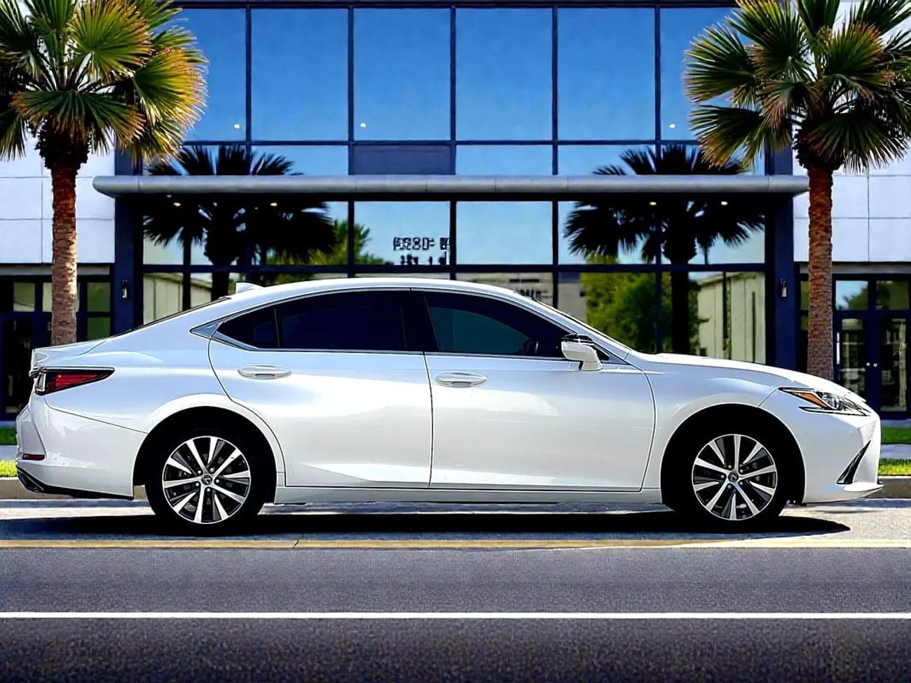 لكزس ES 350 1,150 P.M | | ES-350 | 3.5L V6 | | FREE ACCIDENT | ORIGINAL PAINT | 0% DOWNPAYMENT