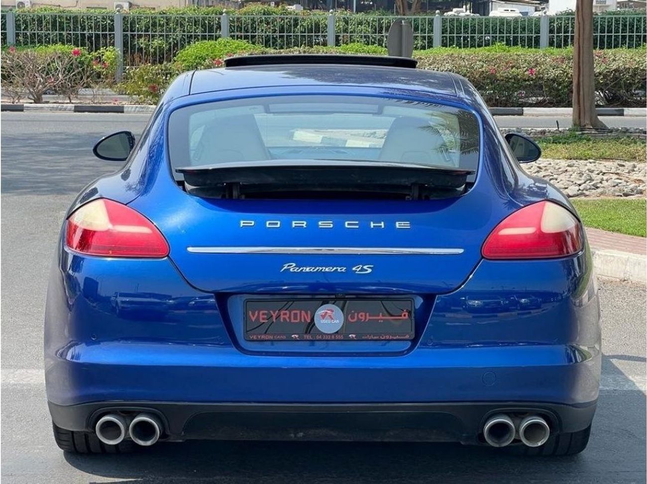 Porsche Panamera PORSCHE PANAMERA 4S 2012 GCC CARBON FIBER LOW MILEAGE WITH ONE YEAR WARRANTY