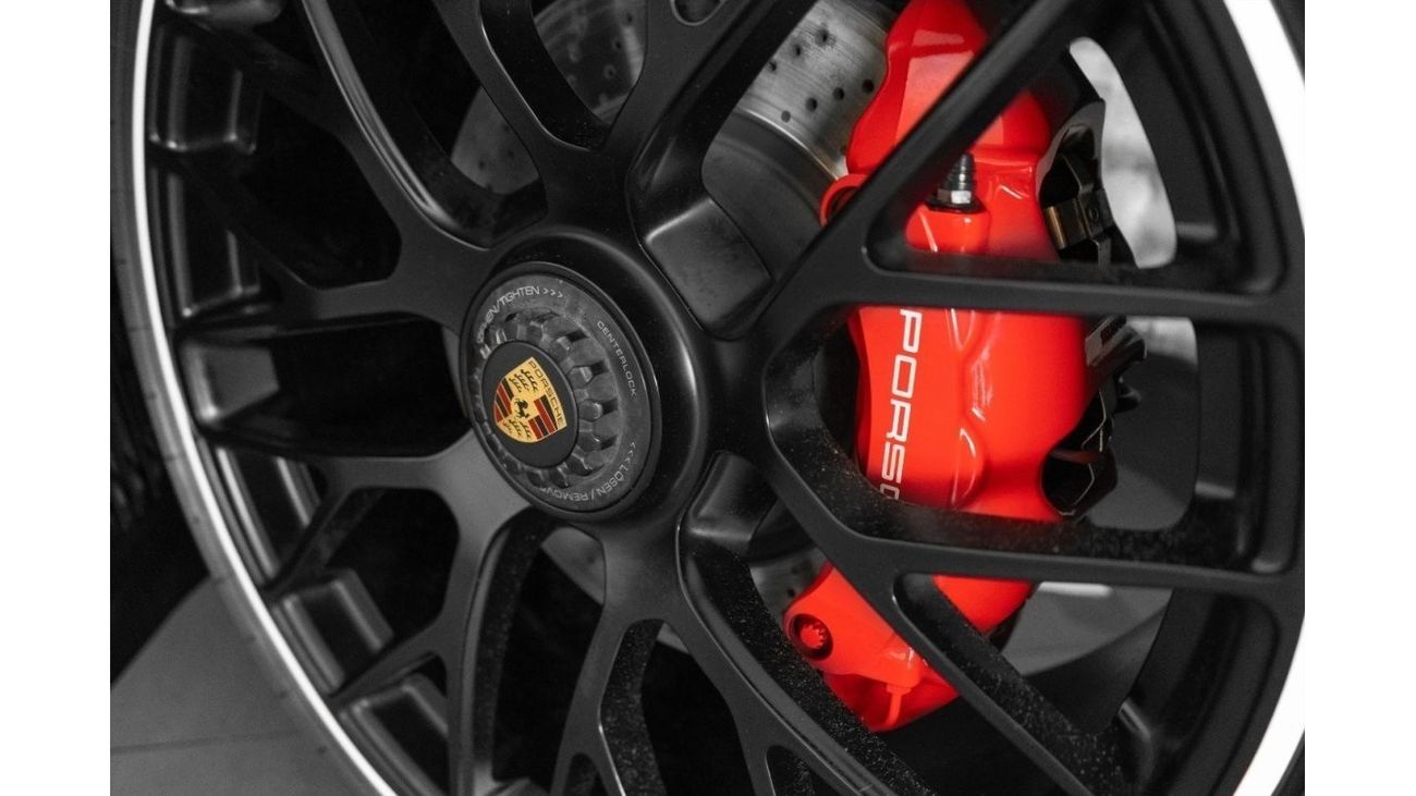 Porsche 911 Carrera GTS