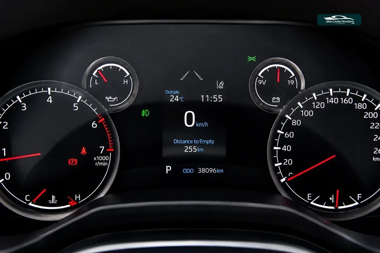 Toyota Land Cruiser GXR Twin-Turbo GCC Specs / Al Futtaim Warranty + Service