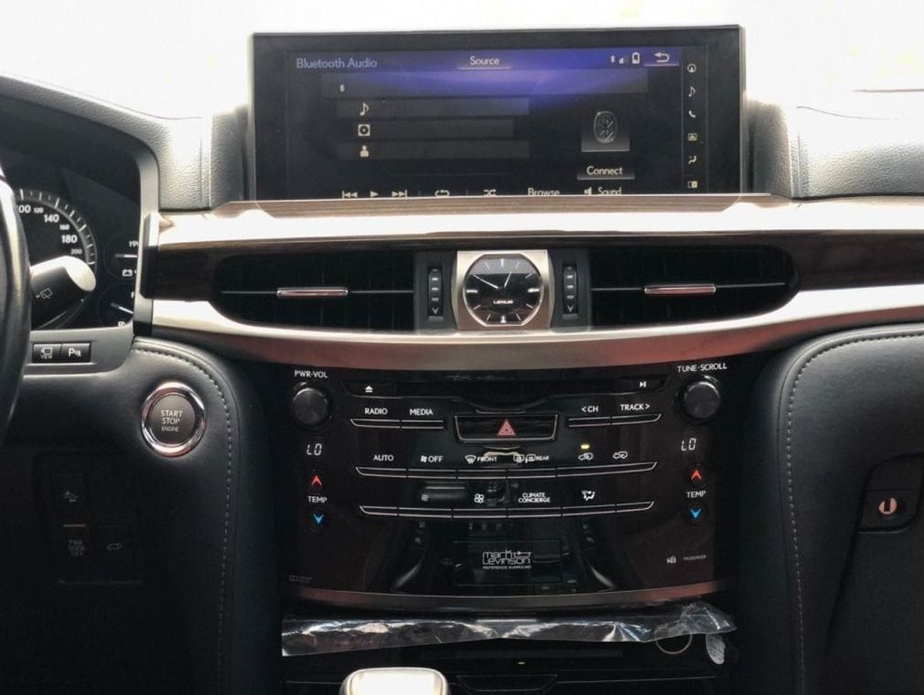 لكزس LX 570 Premier Plus 5.7L