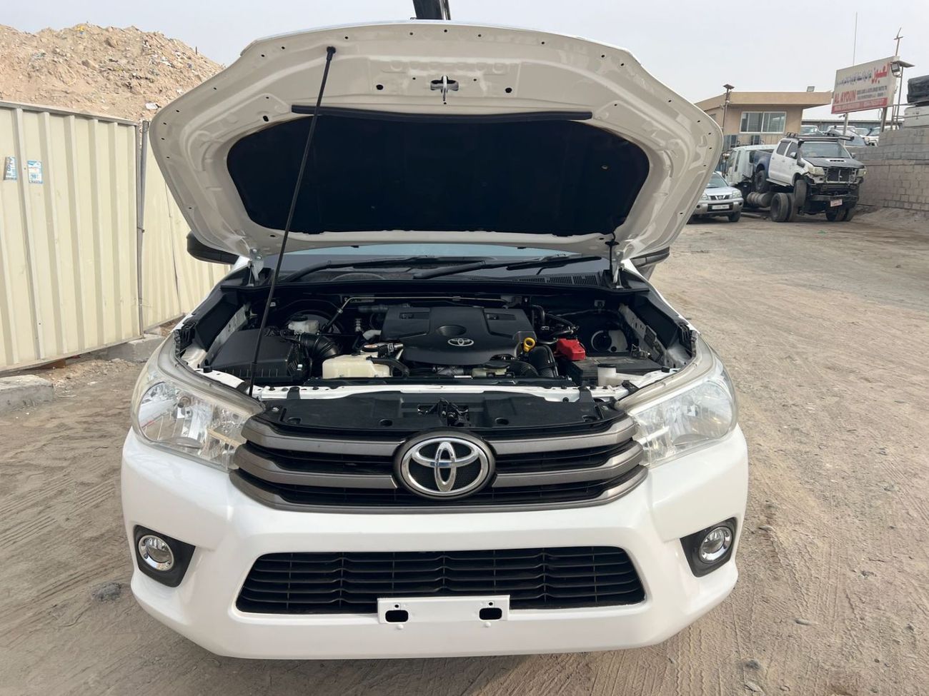 Toyota Hilux diesel 2.4 liter ,right hand drive ,manual gear 2wd