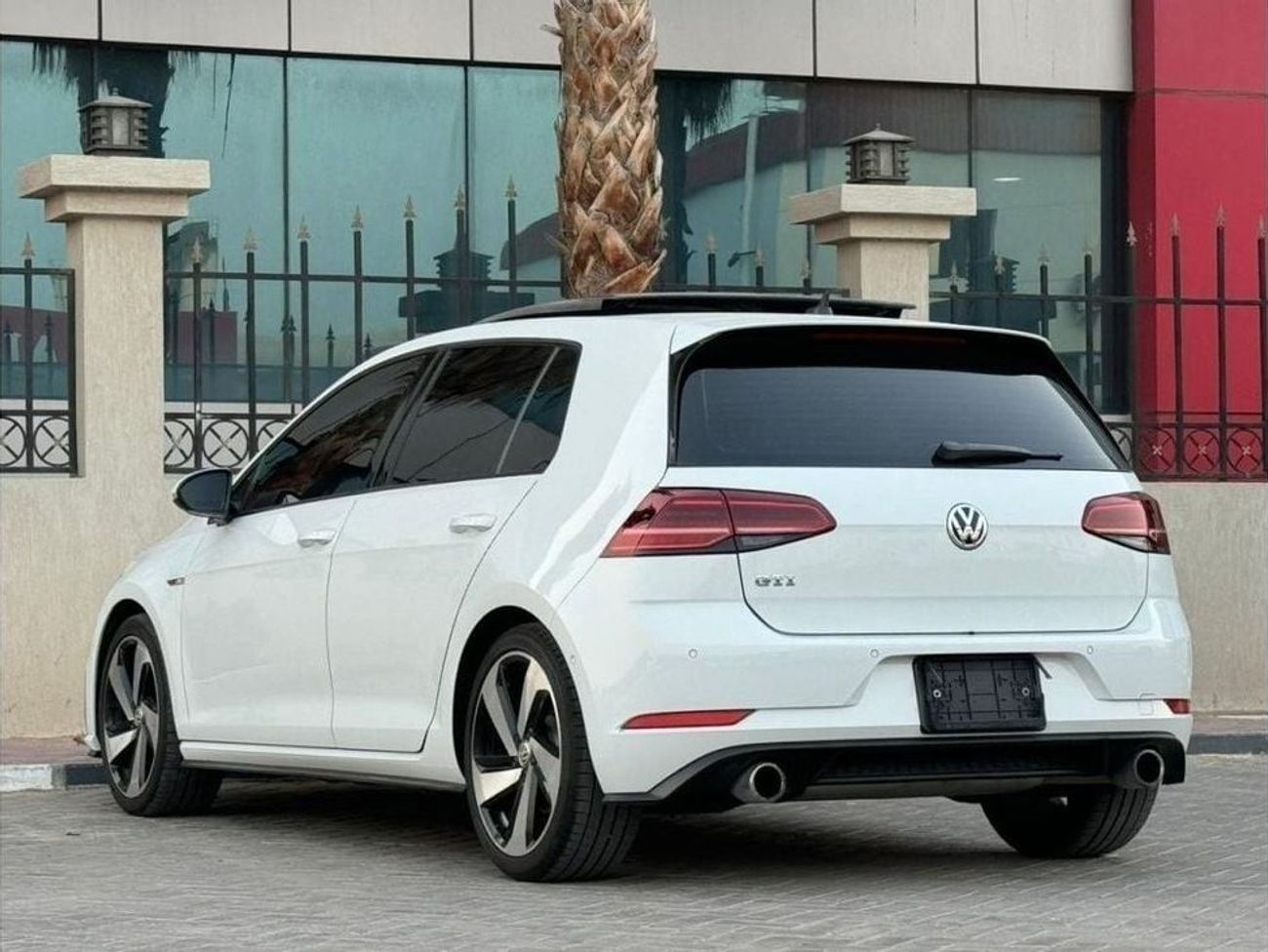 Volkswagen Golf GTI P1