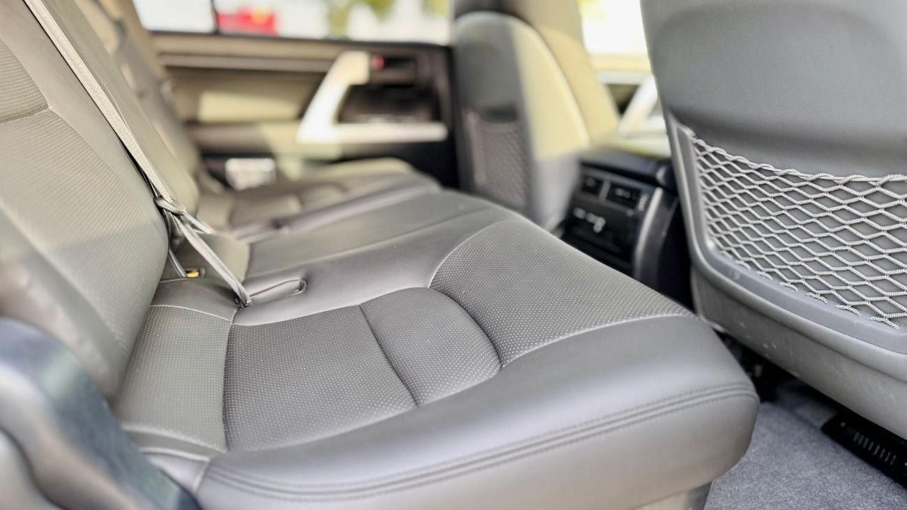 تويوتا لاند كروزر RHINO RACK WITH SIDE AWNING CAMPING TENT | 4.5L DIESEL ENGINE | PUSH START | RHD