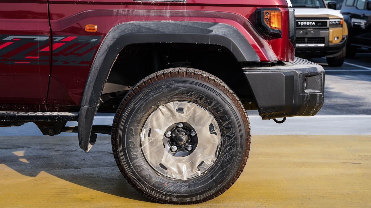 Toyota Land Cruiser 70