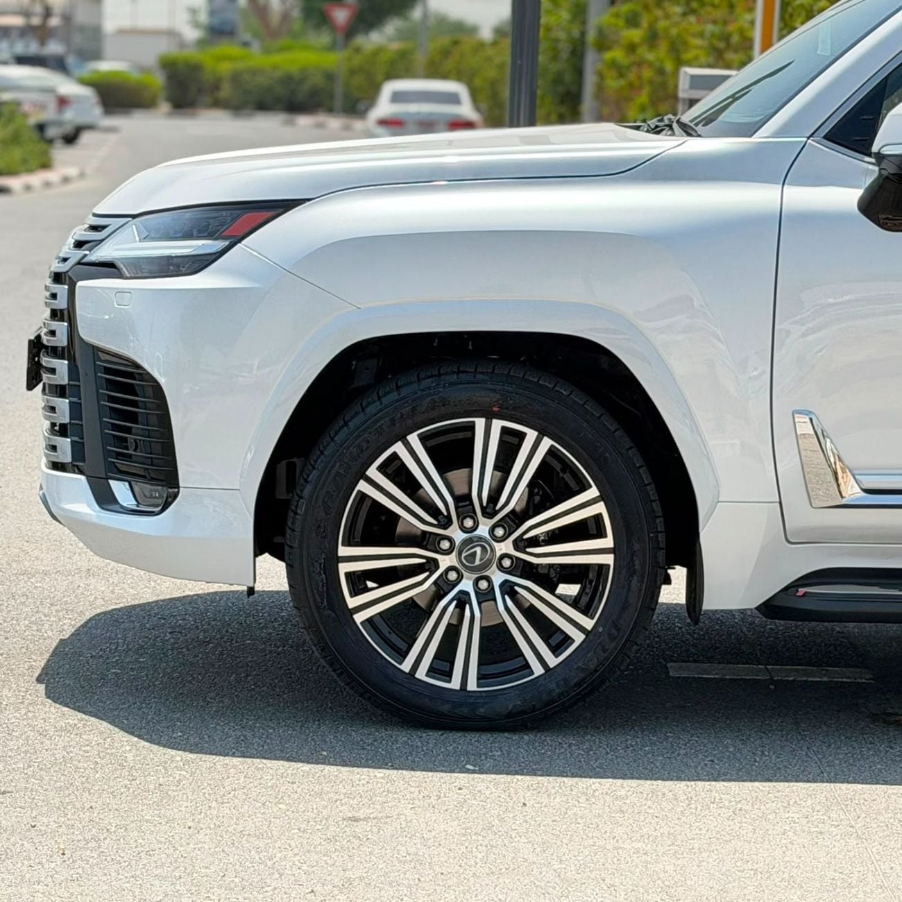 لكزس LX 600 LEXUS LX600 25 SPEAKRS SIGNATURE AL FUTTAIM SPECS 2026
