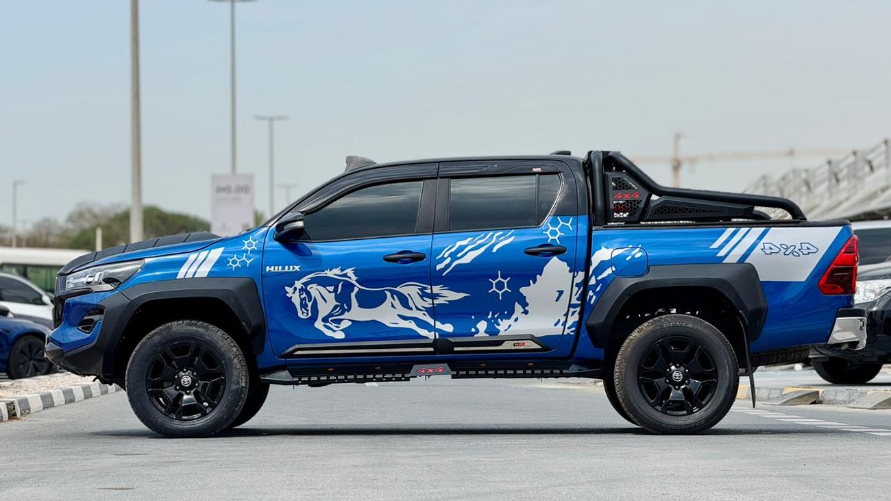 تويوتا هيلوكس -