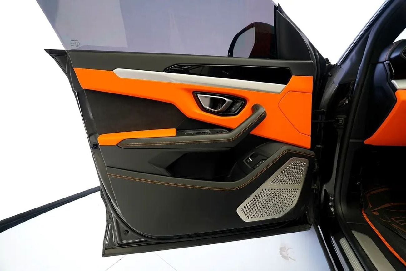 لامبورغيني اوروس STD 4.0T V8