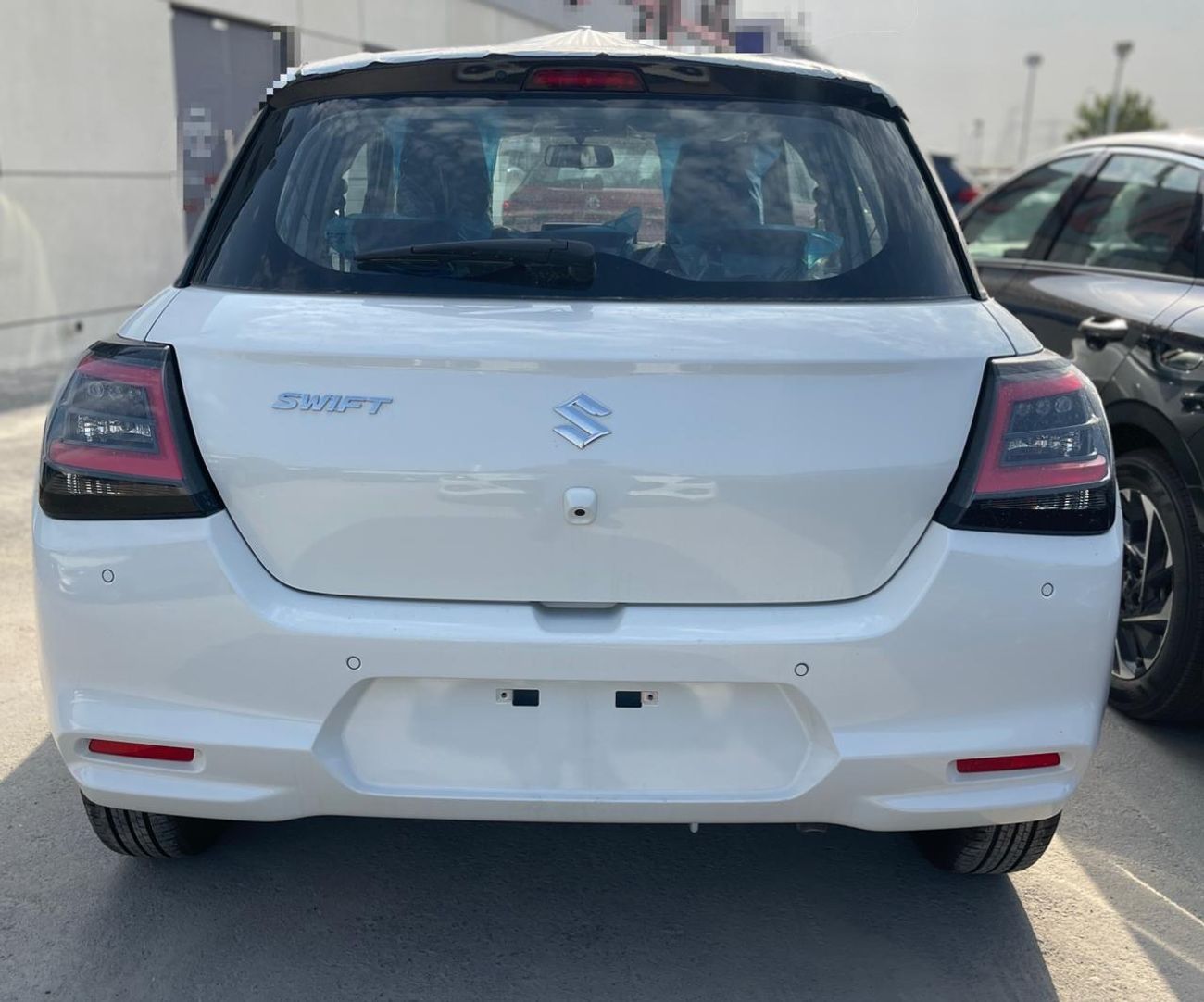 Suzuki Swift 1.2L 2026 double tone