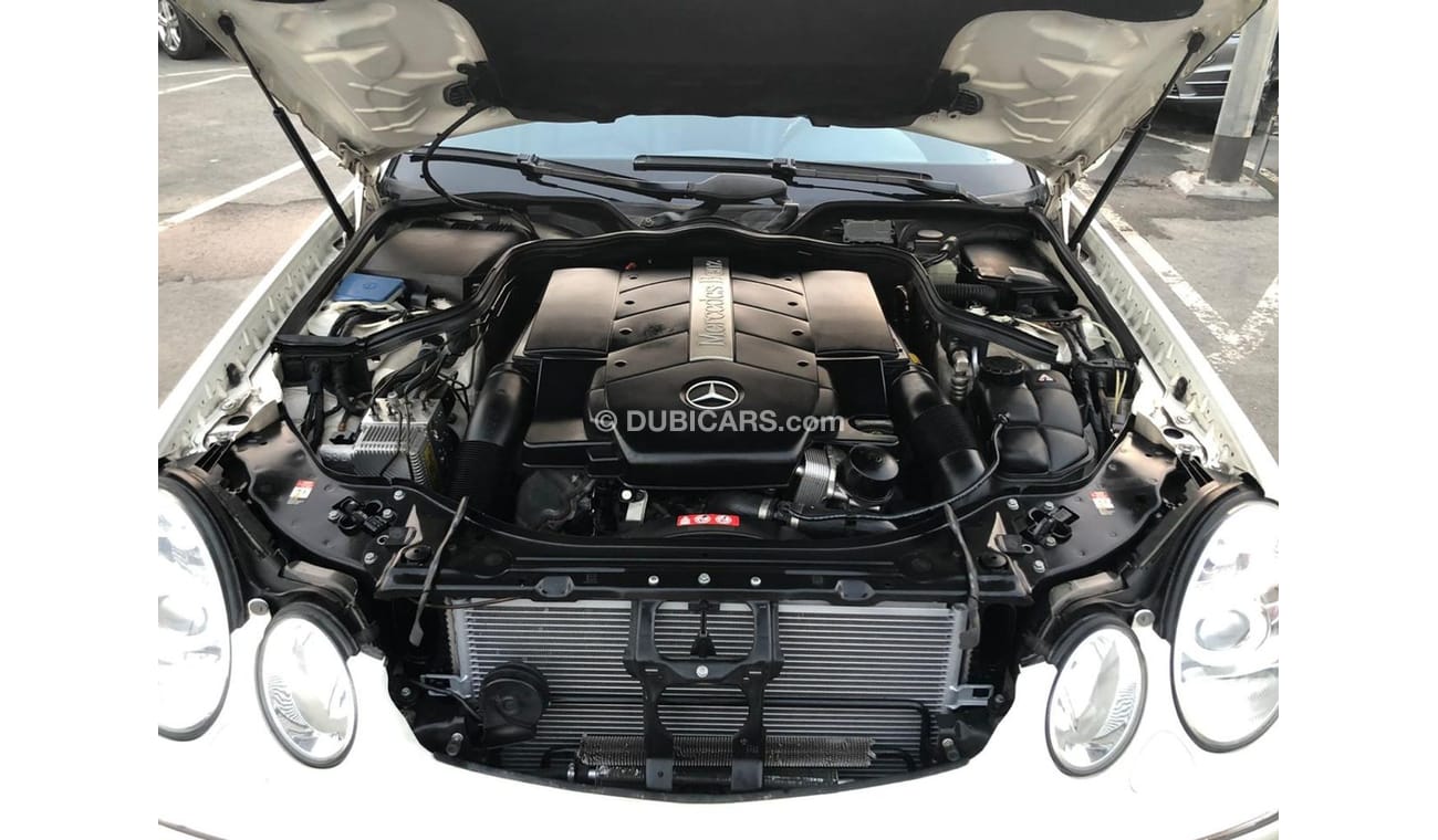 Mercedes-Benz E 500 model 2005 Japan car prefect condition full option sun roof leather seats back ca