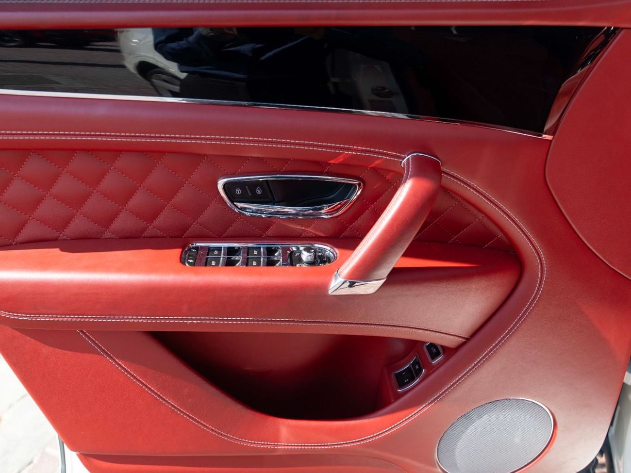 بنتلي بينتايجا W12