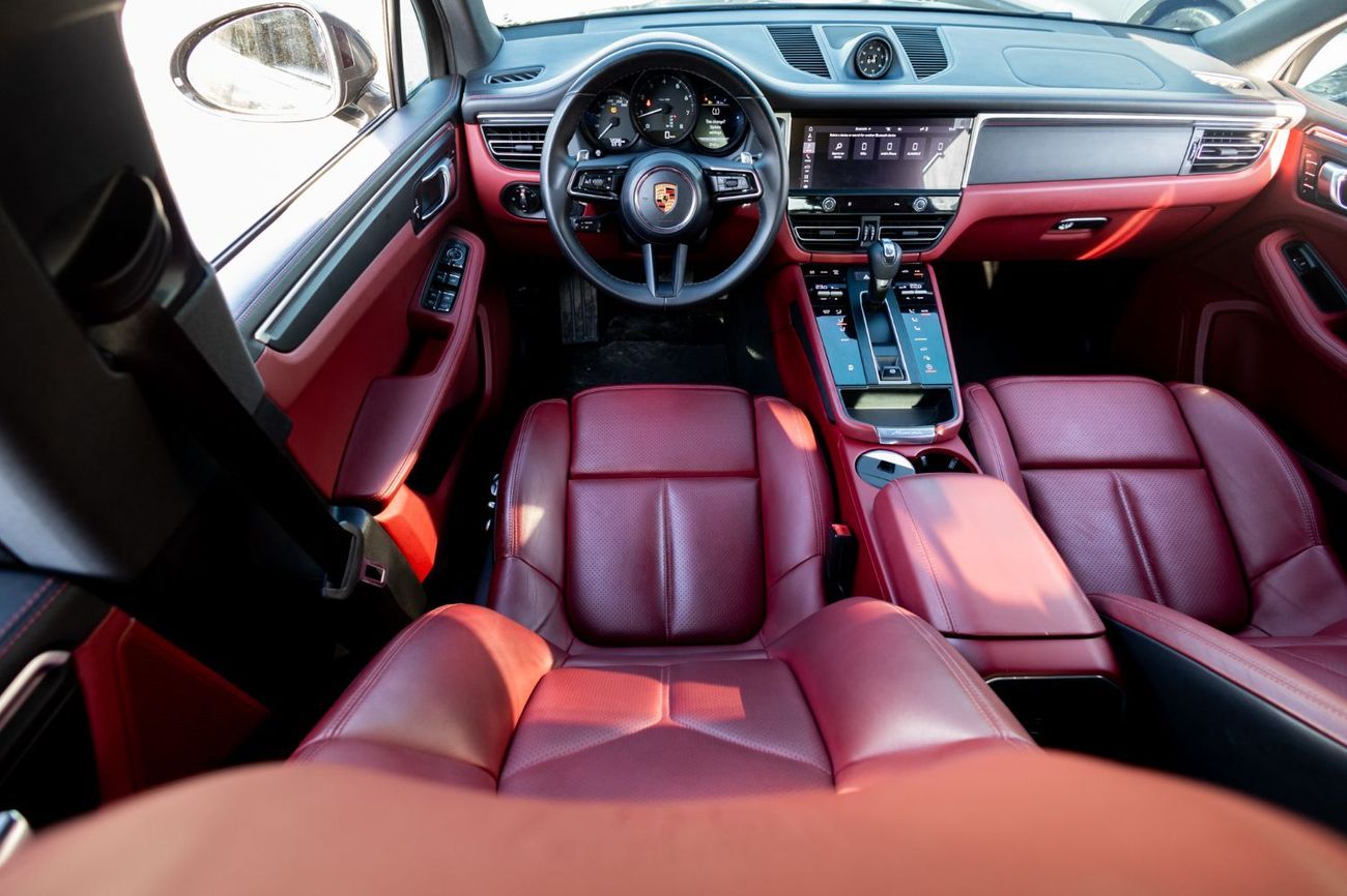 Porsche Macan Std 2.0L (260 HP)