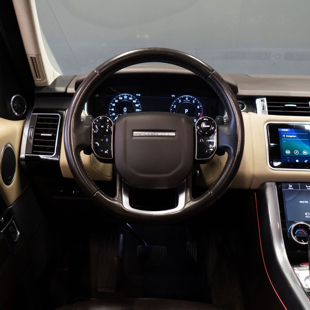 لاند روفر رينج روفر سبورت Black Edition