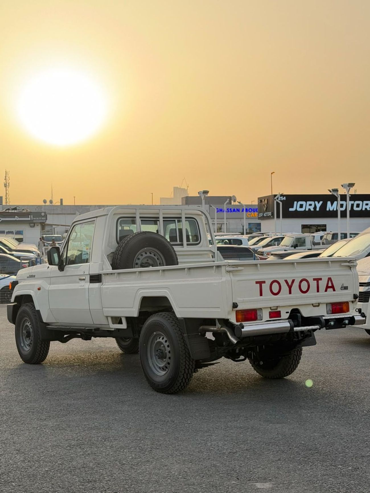 تويوتا لاند كروزر بيك آب VDJ 79 2.8L DIESEL V4 M/T SINGLE CABIN PICKUP