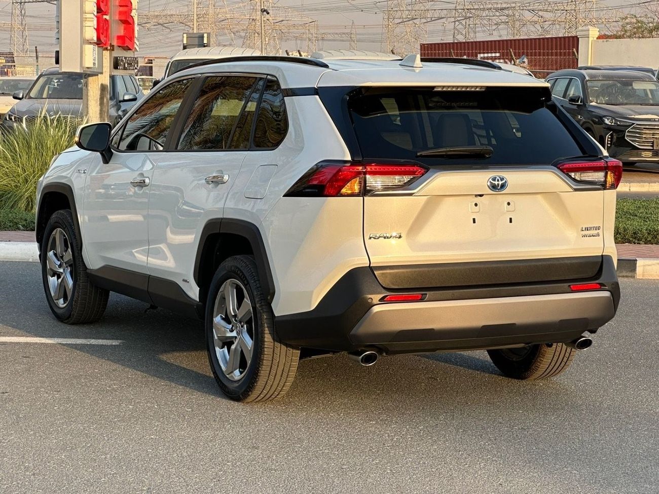 Toyota RAV4 VXR HEV 2020 RAV4 limited Hybrid 4x4