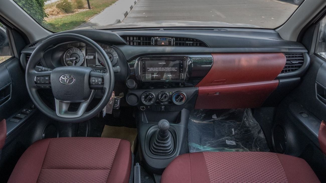 تويوتا هيلوكس TOYOTA HILUX 2.7L MT 4X2 -2025YM