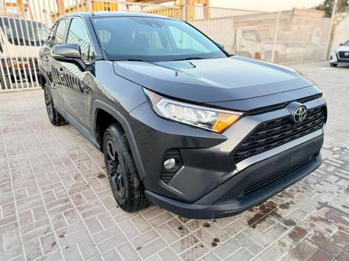 Toyota RAV4 XLE 2.5L