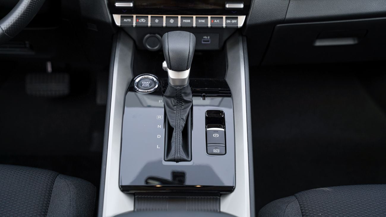 Mitsubishi Destinator