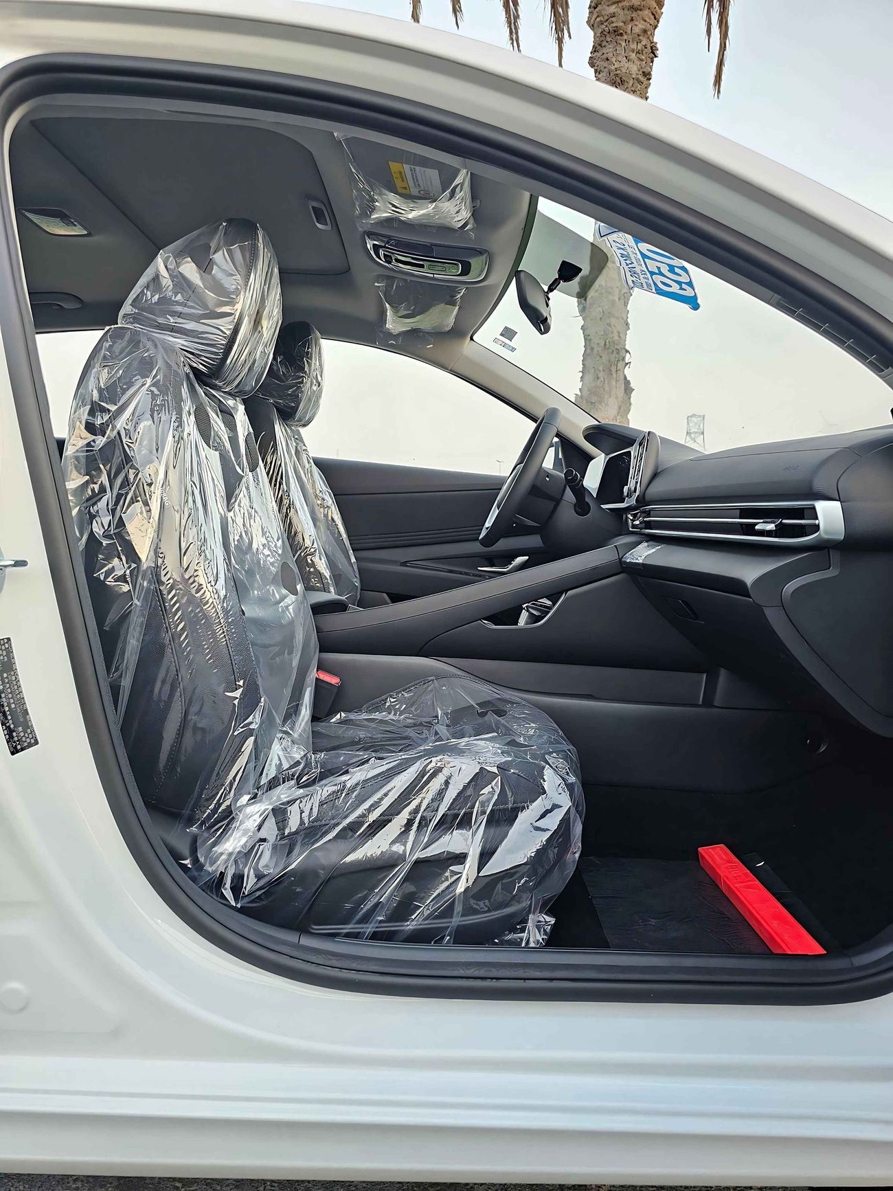 هيونداي إلانترا ELITE / 1.5L PETROL, SUNROOF WITH LEATHER, CHINESE SPCES (CODE# 68038)