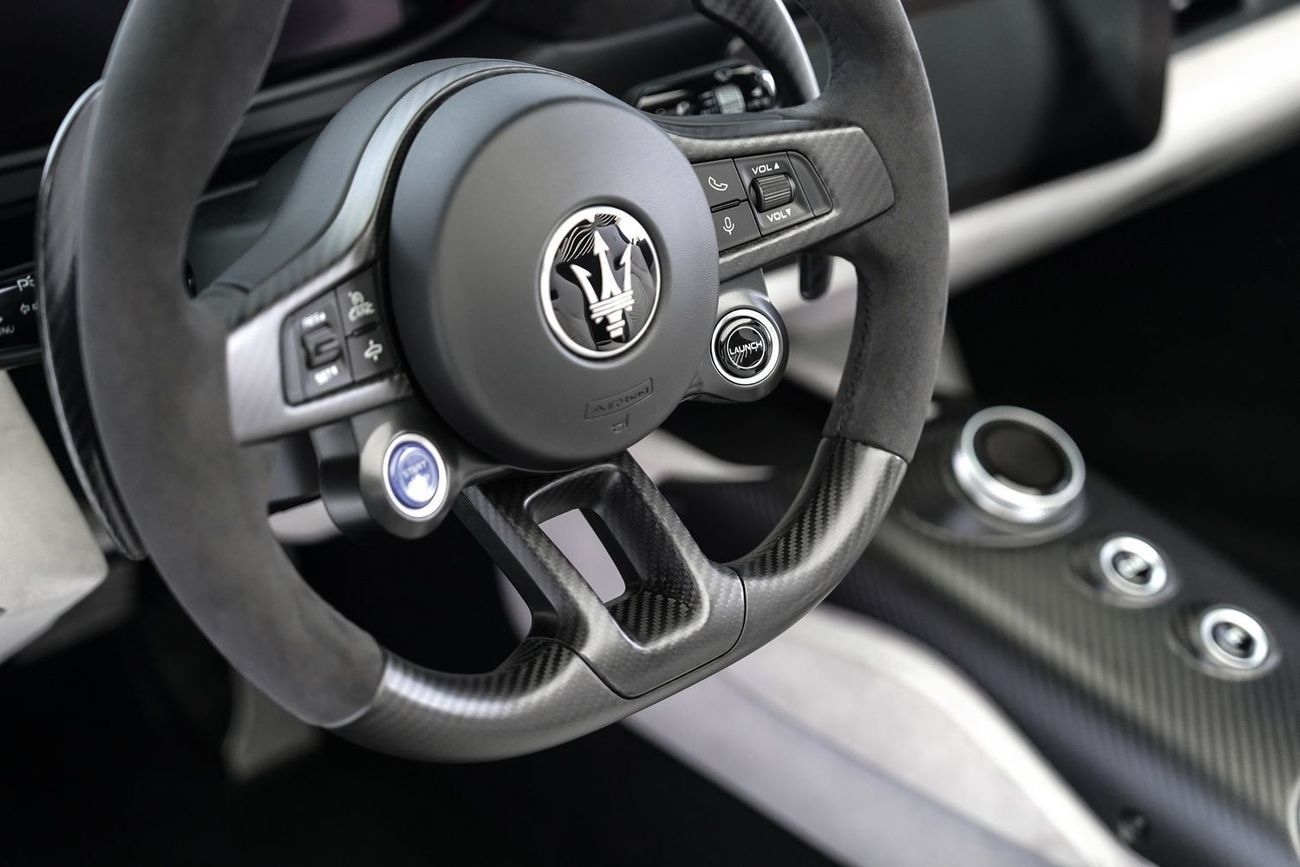 مازيراتي MC20 تشيلو Maserati MC20 Cielo