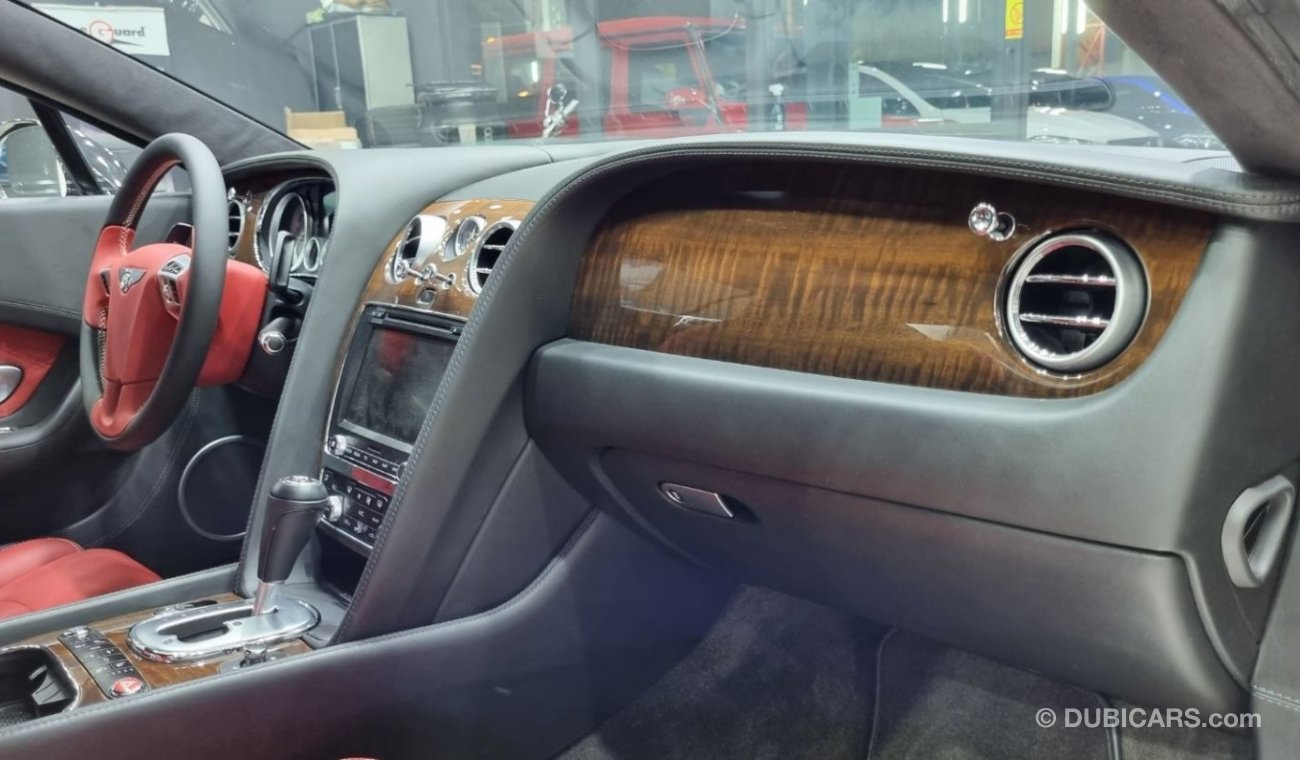 بنتلي كونتيننتال جي تي BENTLEY GT 2014 GCC IN PERFECT CONDITION WITH 62K KM ONLY FOR 249K AED