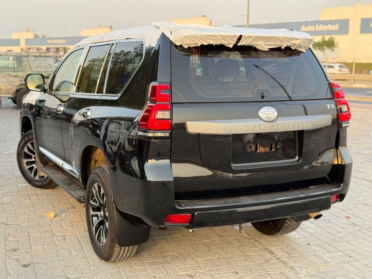 تويوتا برادو TXL 2.7L (271 HP)