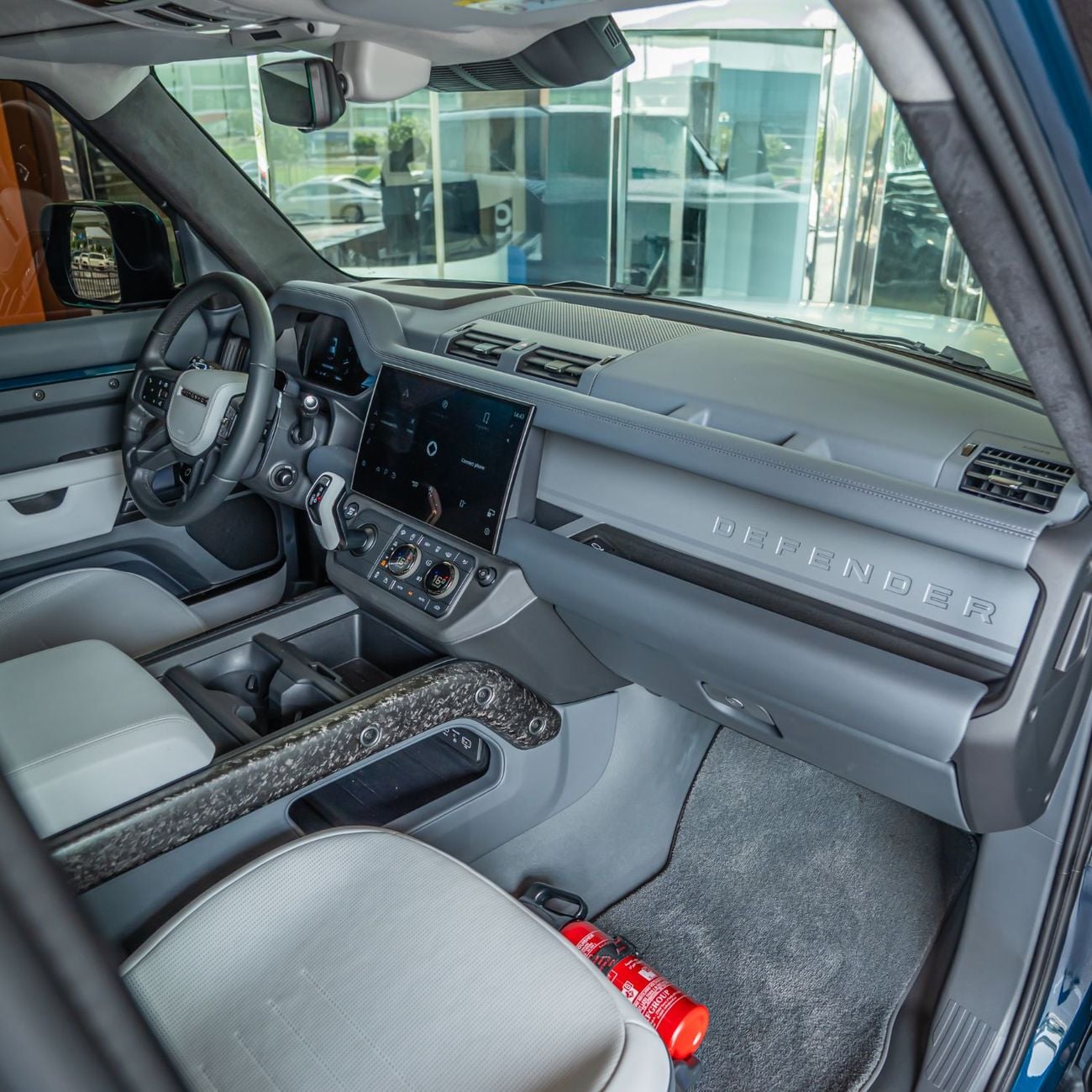 Land Rover Defender 110 OCTA EDITION ONE P635