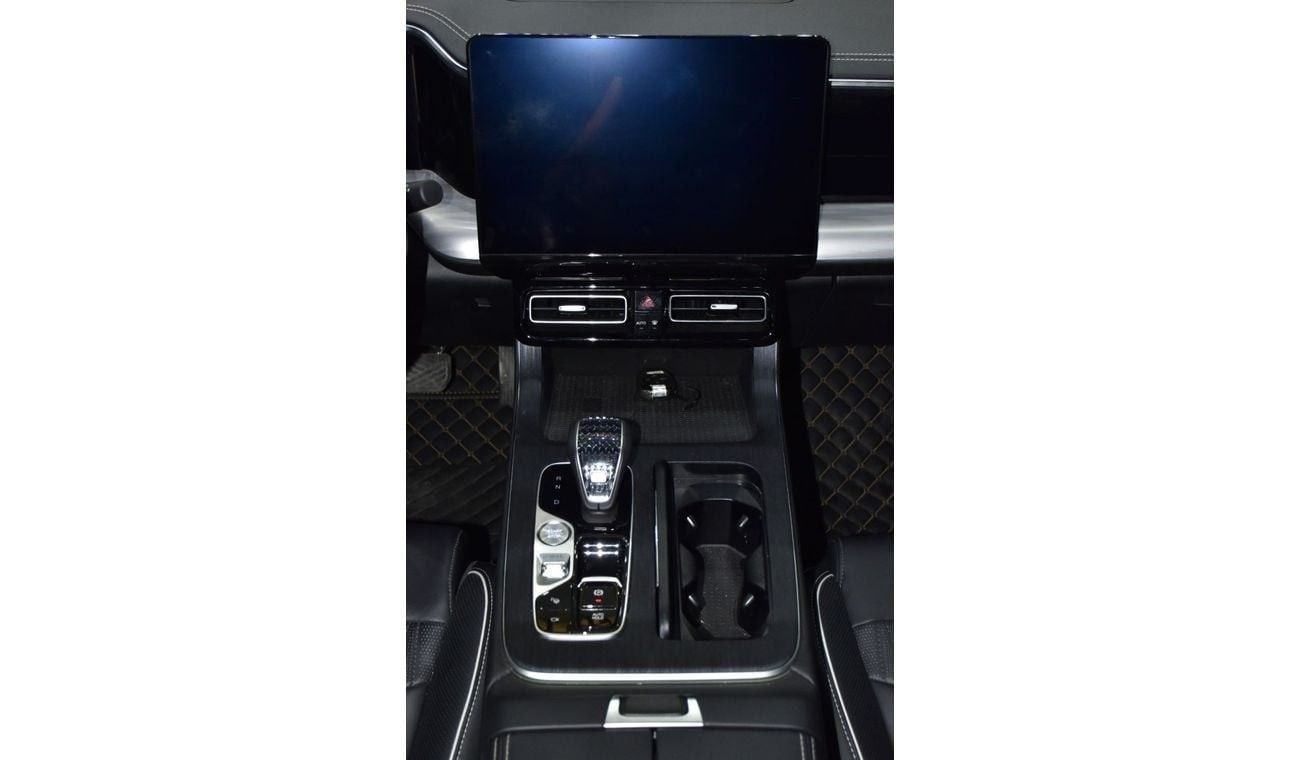 جي إي سي GS 8 2.0T GX (4WD)