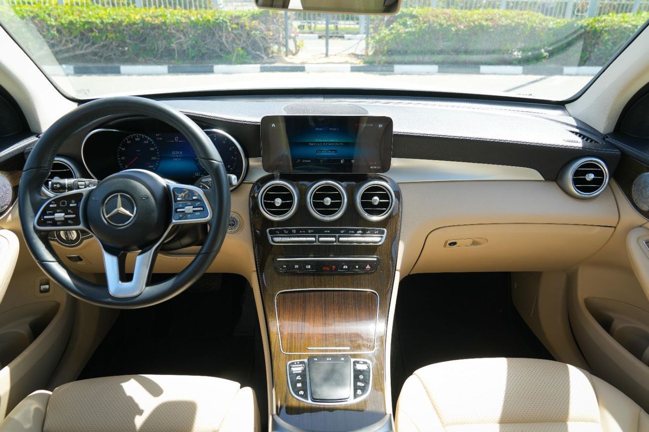 Mercedes Benz GLC 300 AMG