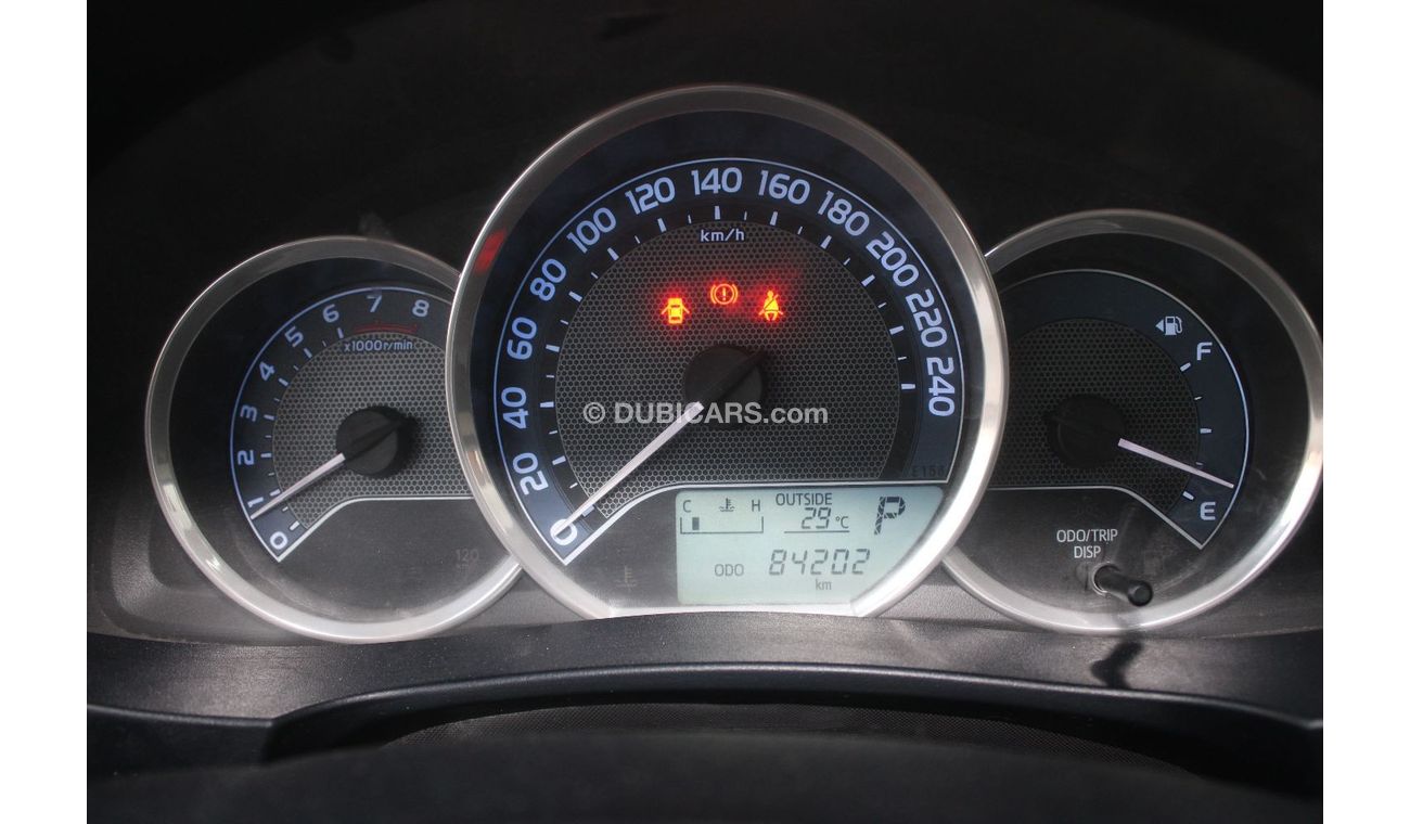 Toyota Corolla Toyota Corolla 2015 white GCC number 2 in excellent condition without accidents, very clean from ins