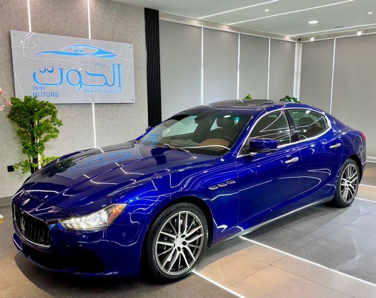Maserati Ghibli S Q4 3.0L (345 HP) AMAZING BLUE COLOR MASERATI GHIBLI SQ4 V6 || GCC || FREE ACCIDENT || HIGHEST CATE