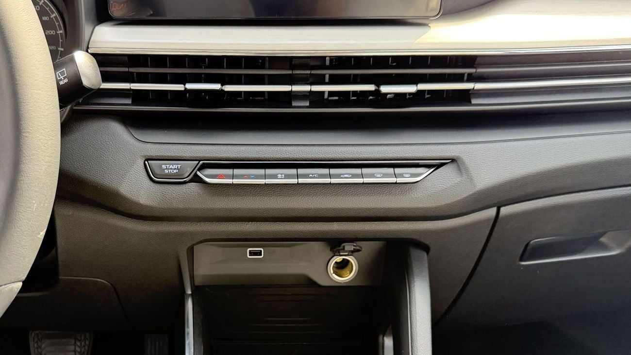 جيلي جي اكس 3 برو Pro 1.5 Petrol 2026YM