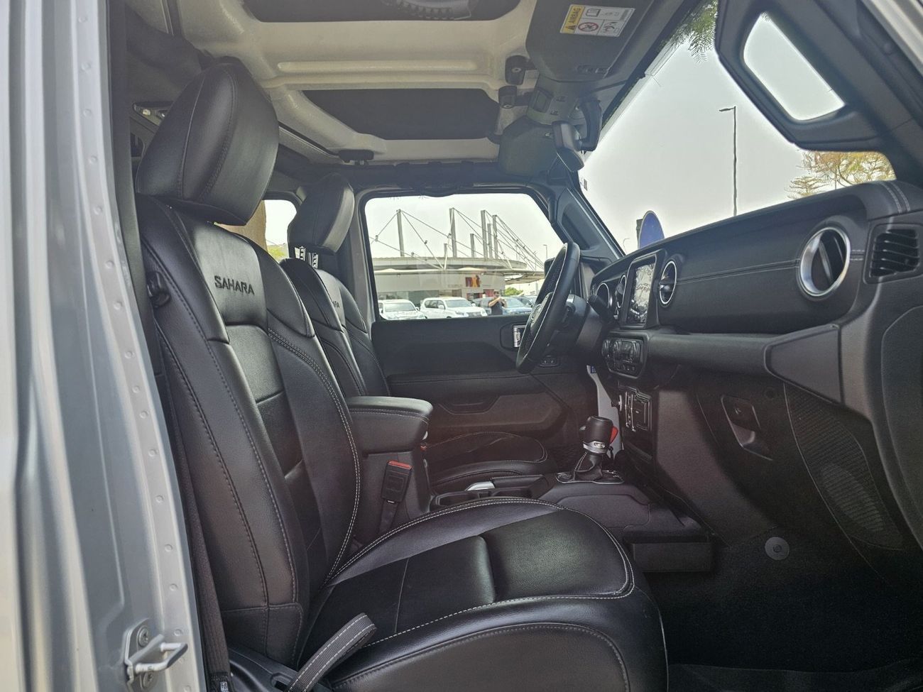 جيب رانجلر Sahara 3.6L A/T (5 Seater)