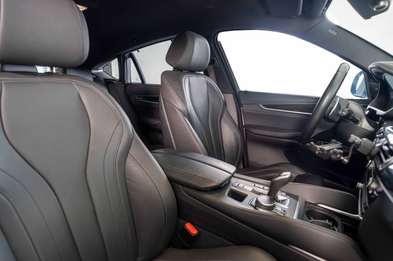 بي أم دبليو X6 50i M Sport 4.4L