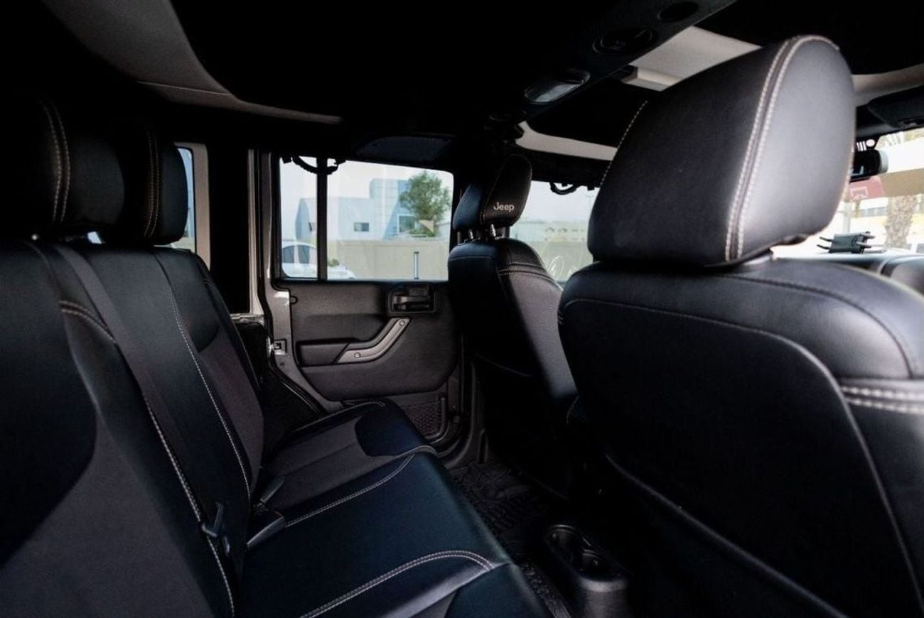 Jeep Wrangler Jeep Wrangler Unlimited Oscar Mike Edition 2018 GCC under Warranty with Flexible Down-Payment.