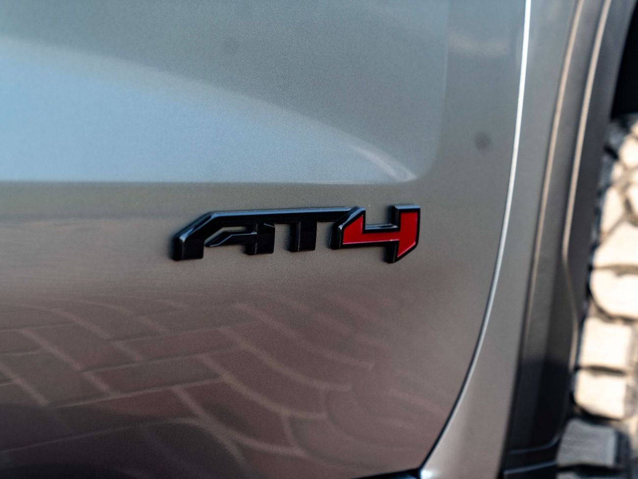 Used GMC Sierra AT4 2020 for sale in Dubai - 912392