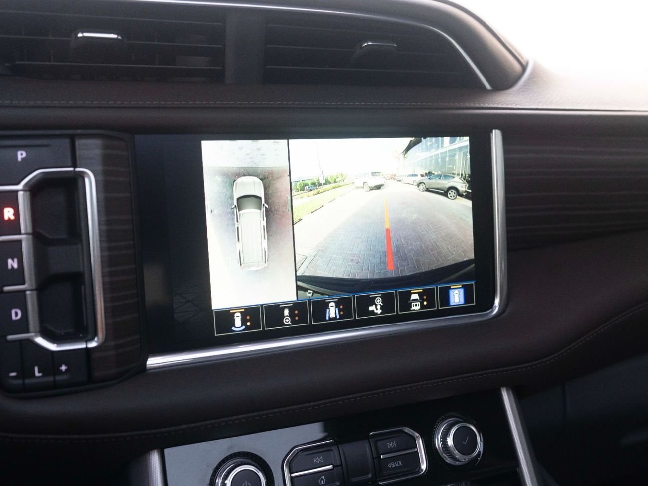 جي أم سي يوكون 6.2 V8 Denali (AWD)