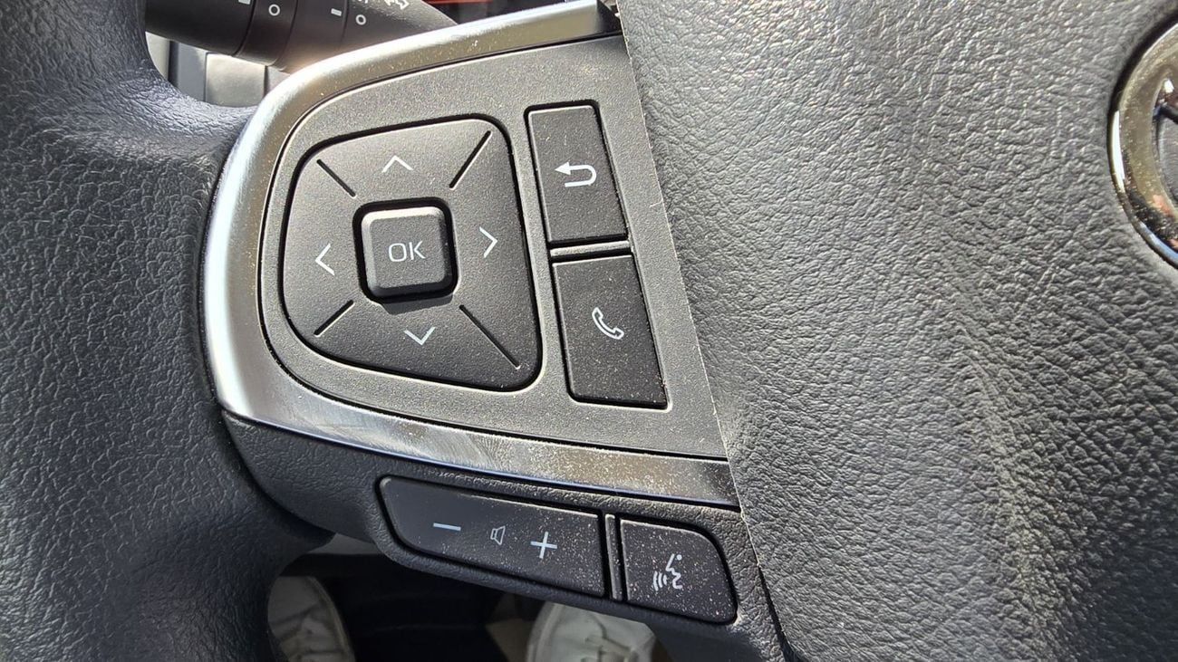 تويوتا هاياس GL DX V6 3.5L Petrol Automatic 2025YM