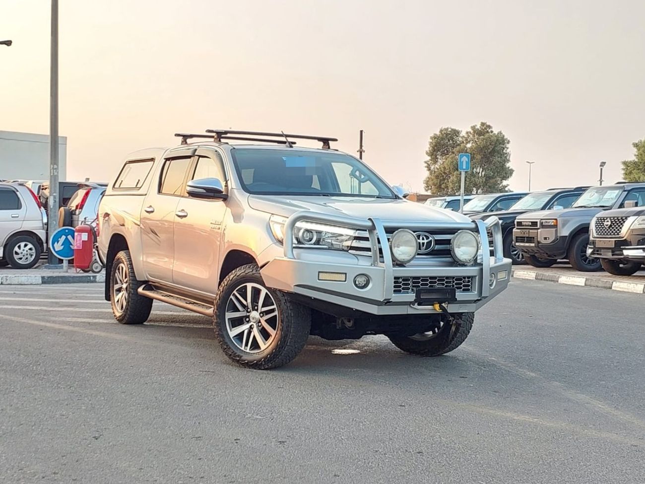 Toyota Hilux TOYOTA HILUX SR5 PICKUP RHD 2016 MODEL 2.8 L DIESEL AUTOMATIC(PM84762)
