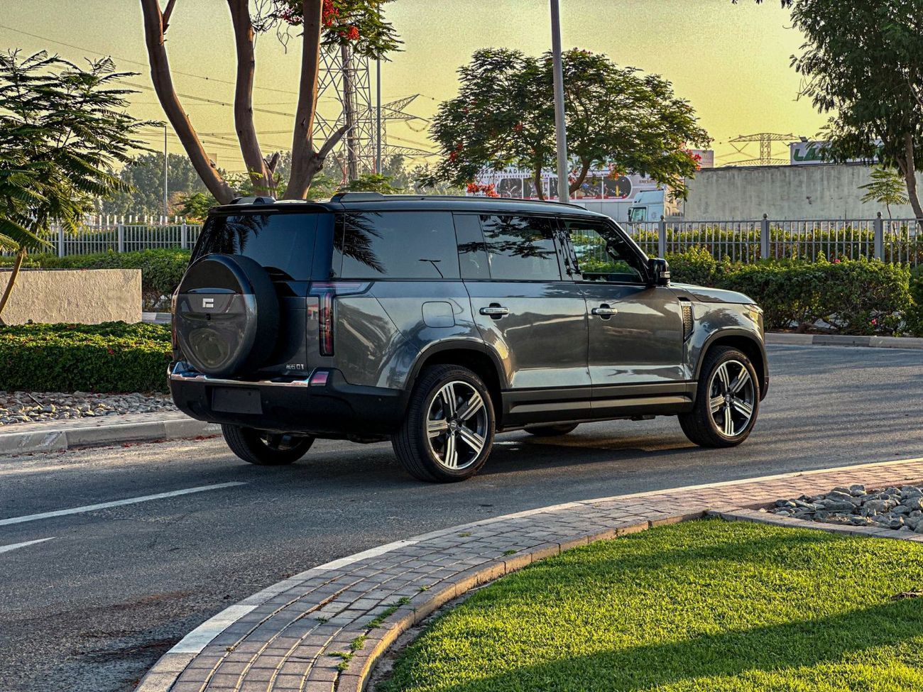 روكس 01 2025 ROX 01 VIP (6 SEATS) / 1.5L HYBRID (PLUG-IN) / 500 HP / WLTC (1,115 KM)