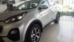 Kia Sportage kia sportage 1.6 l