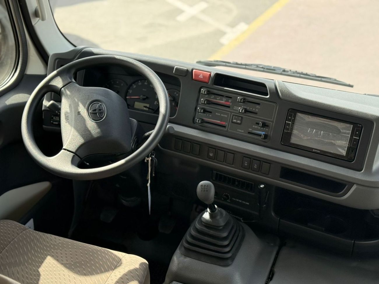 تويوتا كوستر Toyota coaster 2025 4.0 diesel